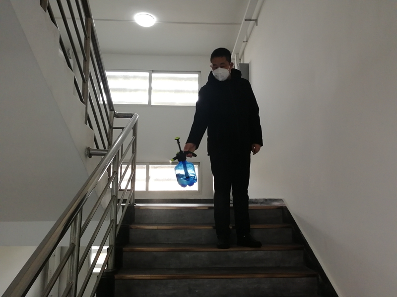 认真进行楼道二次消毒_副本 认真进行楼道二次消毒_副本